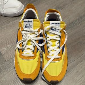 Reebok classic legacy yellow/gold/royal mens shoe